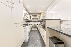 Kitchen- click for photo gallery